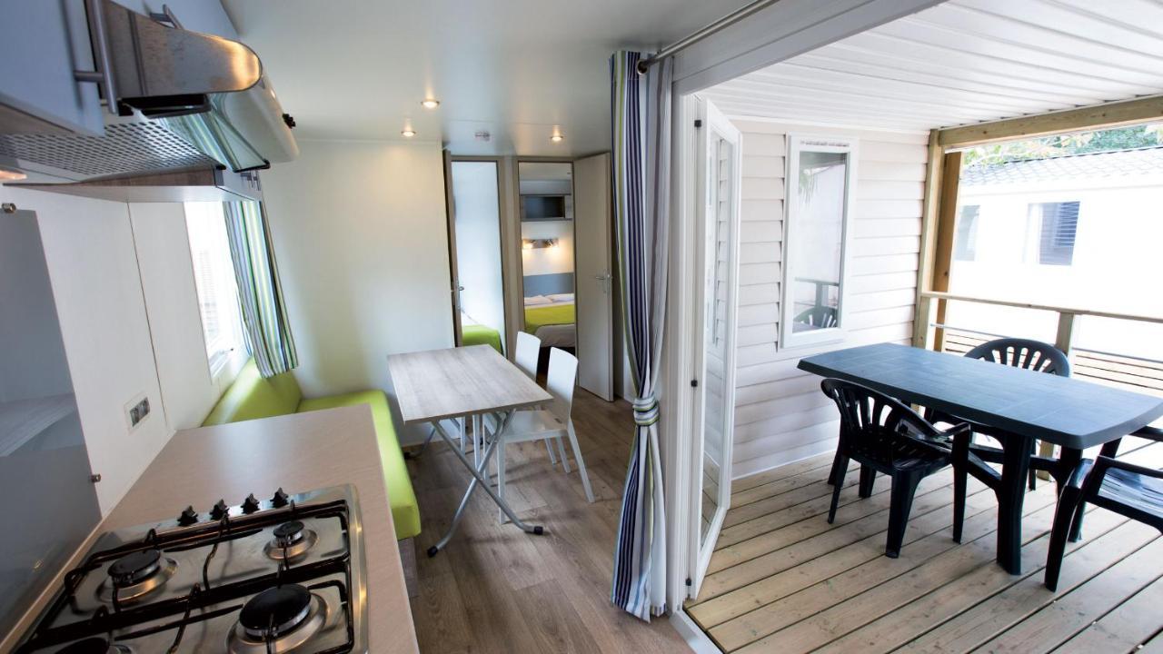 Club Vacances Bleues Domaine De Chateau Laval Gréoux-les-Bains Exteriér fotografie